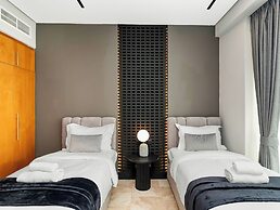 Grand JBR PentHouse Style