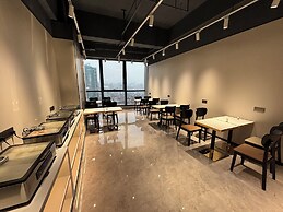 Melton Hotel  Chongqing