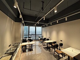 Melton Hotel  Chongqing