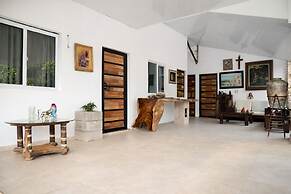 amalfi surf lodge