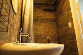 amalfi surf lodge