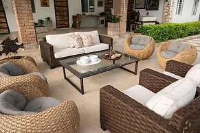 amalfi surf lodge