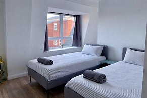 Contractor Accommodation, Swindon , Cheap Parking