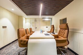 Fabhotel Lee Way