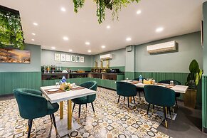 Fabhotel Lee Way