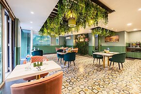 Fabhotel Lee Way