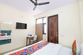 Fabhotel Glass Castle