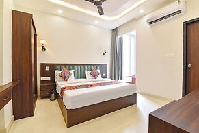 Fabhotel Golden Sapphire
