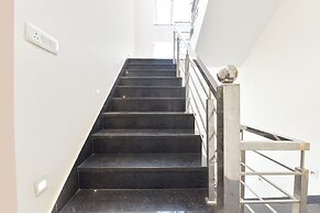 Fabhotel Golden Sapphire