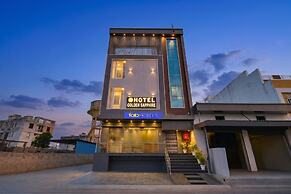 Fabhotel Golden Sapphire