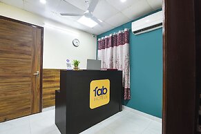 FabHotel Royal Hotel Galleria