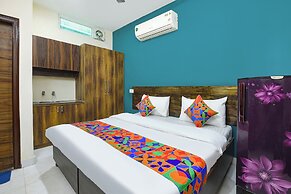 FabHotel Royal Hotel Galleria