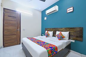 FabHotel Royal Hotel Galleria