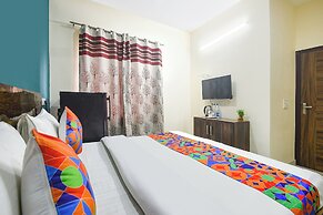 FabHotel Royal Hotel Galleria