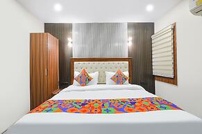 Fabhotel Four Season