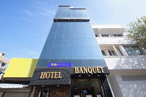 Fabhotel Four Season