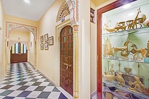 Fabhotel Tordi Haveli