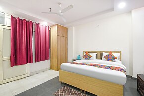 Fabhotel Grand