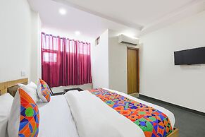 Fabhotel Grand