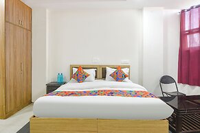 Fabhotel Grand