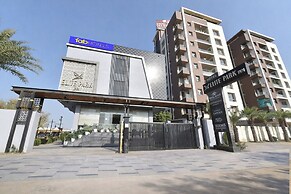 Fabhotel Elite Park Inn