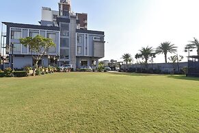Fabhotel Elite Park Inn