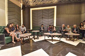 Fabhotel Elite Park Inn