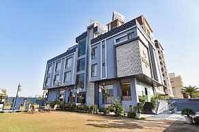 Fabhotel Elite Park Inn