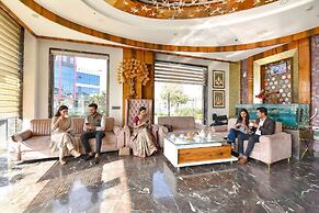 Fabhotel Elite Park Inn