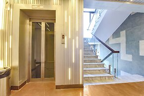 Fabhotel Elite Park Inn