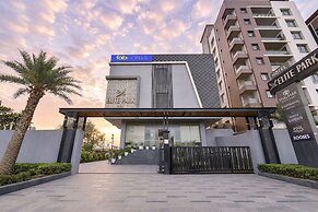 Fabhotel Elite Park Inn