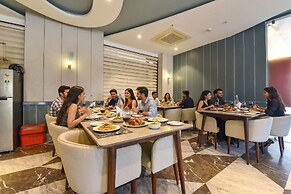Fabhotel Elite Park Inn