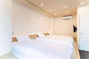 Sunshine Inn 456