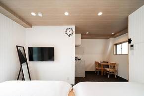 Sunshine Inn 456