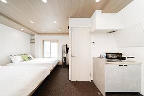 Sunshine Inn 456