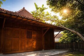 Dapur Alit Villas