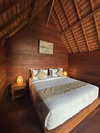 Luxury Riverside Cabins at Nunu Bali