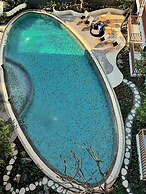AFTER RAIN HOTEL