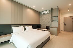 AFTER RAIN HOTEL