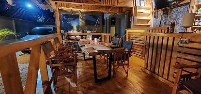 Pembeni River House