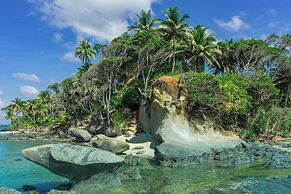 Tasvir Lagoon Retreat