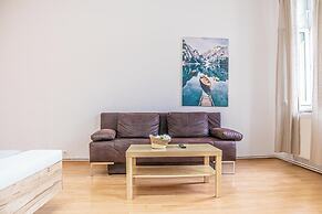2BR Apartment Center Area Long Stay