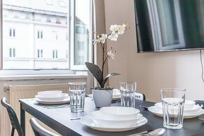 2BR Apartment Center Area Long Stay