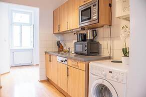 Modern Room Long Stay Central Vienna