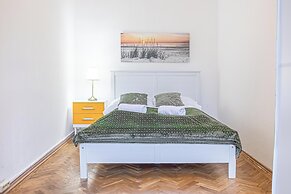Modern Room Long Stay Central Vienna