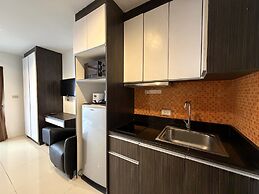 Modern Pool-view Studio With Balcony - Nordic Vip3, Pratumnak Hill