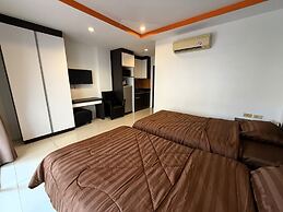 Modern Pool-view Studio With Balcony - Nordic Vip3, Pratumnak Hill