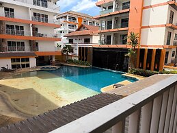 Pool-view Studio With Balcony - Nordic VIP 3, Pratumnak
