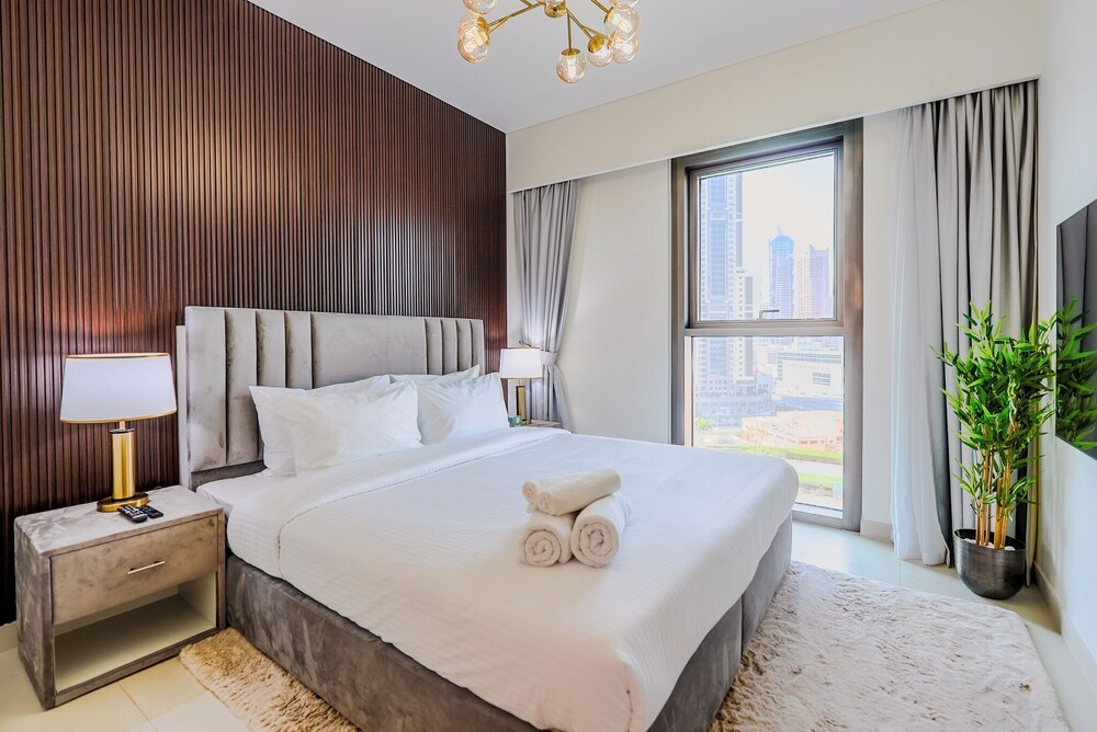 Burj Crown Residences - Downtown Dubai