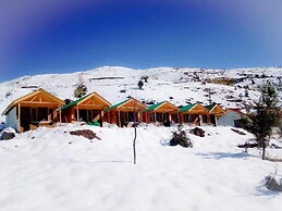 Tandi Sarai Huts